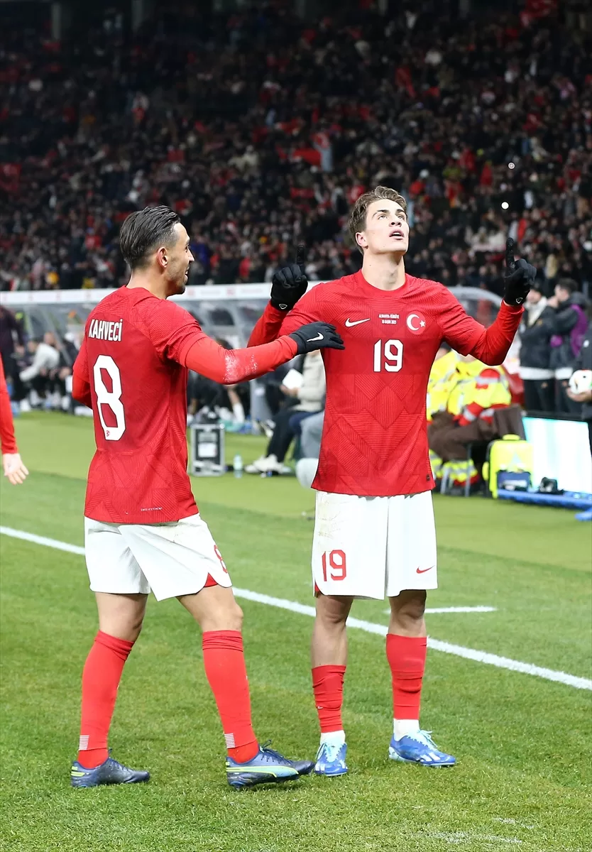 Türkiye deplasmanda Almanya'yı 3-2 mağlup etti