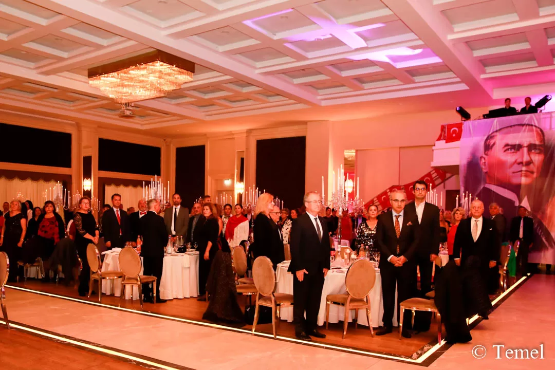 CHP Berlin Birliği Cumhuriyet`in 100. Yılını bir balo ile kutladı