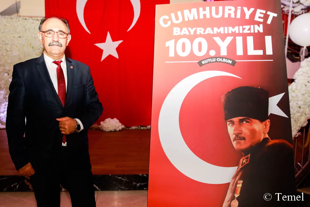 CHP Berlin Birliği Cumhuriyet`in 100. Yılını bir balo ile kutladı