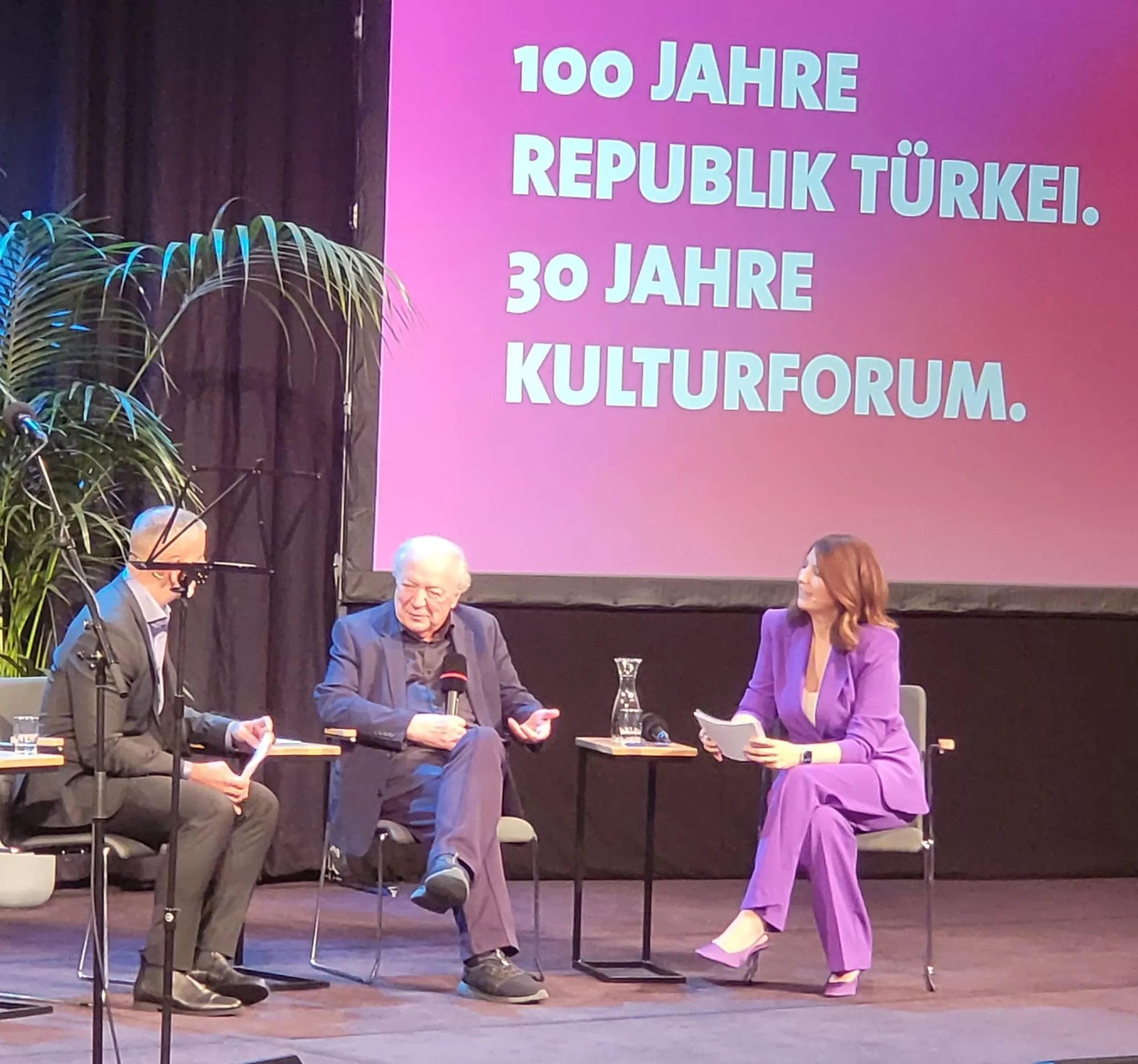 ALMANYA´DA FARKLI BIR 100`NCÜ YIL KUTLAMASI