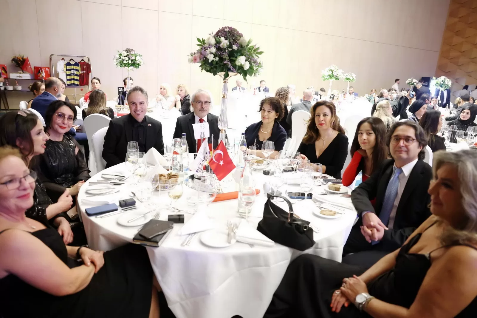 BETAK Cumhuriyetin 100. Yılını görkemli bir balo ile kutladı
