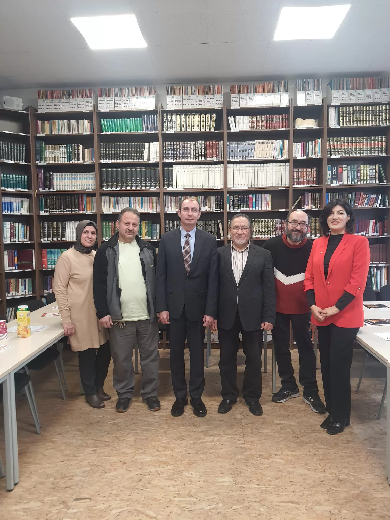BAŞKONSOLOS İLKER OKAN ŞANLI TÜRK EĞİTİM DERNEĞİ’Nİ ZİYARET ETTİ