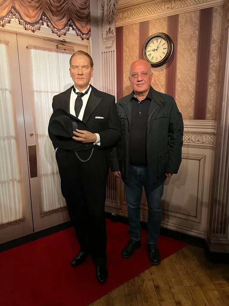Atatürk'ün balmumu heykeli, Berlin'de ziyarete açıldı