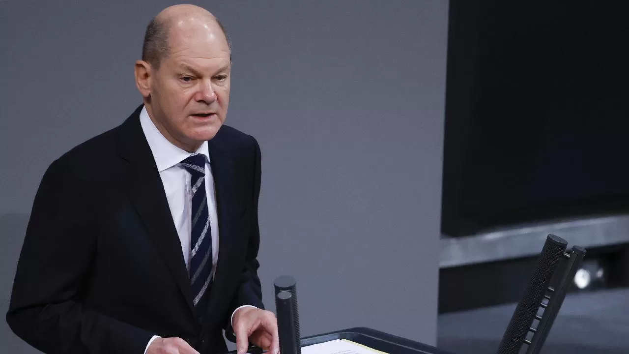 Scholz İsrail Savaş Kabinesi Üyesi Benny Gantz ile görüştü
