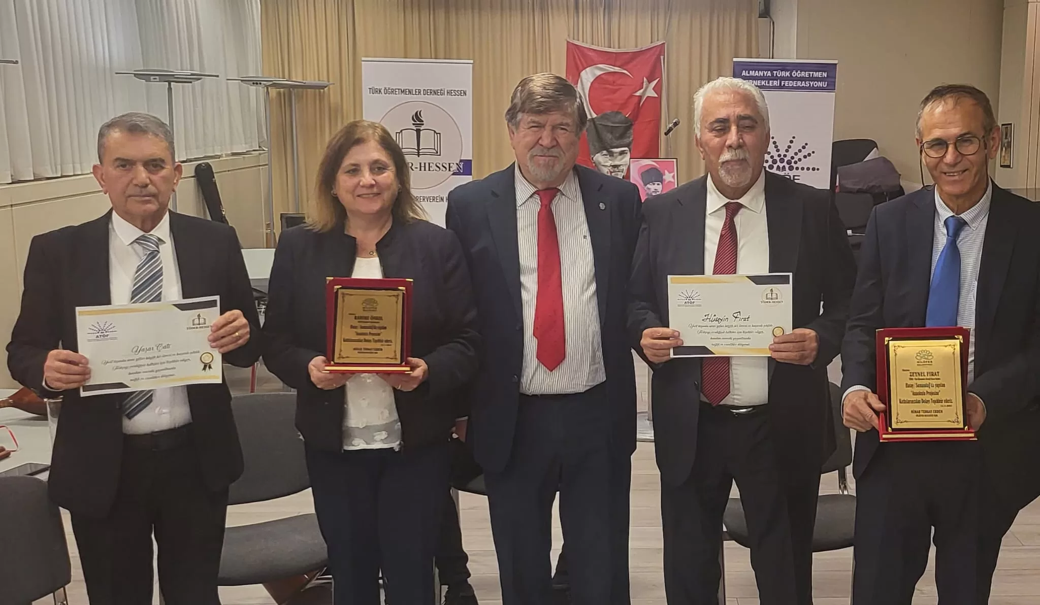 Öğretmenlerin yıllık kutlamasında “öğretmen yetiştirme” sorumluluğu vurgulandı