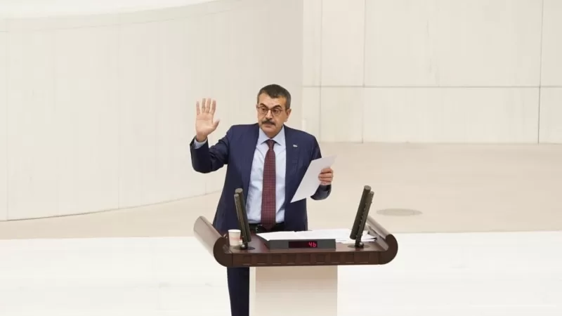 Ya istifa etsin ya da Erdoğan görevden alsın