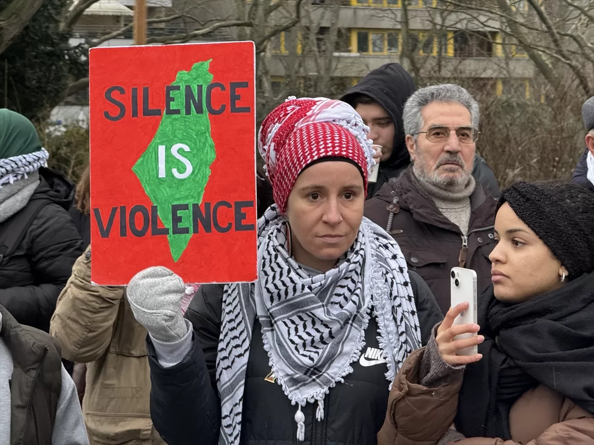Berlin'de Filistin'e destek gösterisi yapıldı
