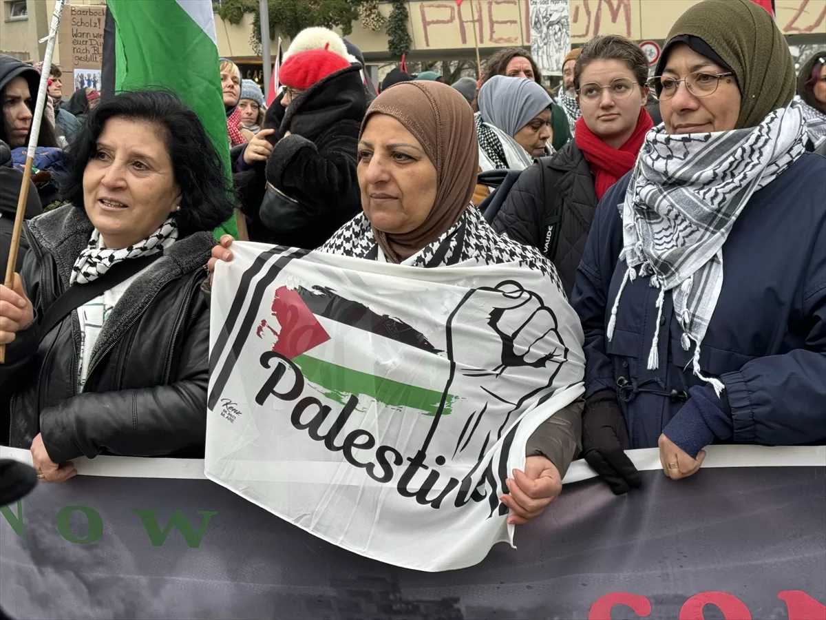 Berlin'de Filistin'e destek gösterisi yapıldı