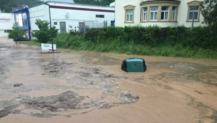 Almanya'da yetkililerden sel uyarısı