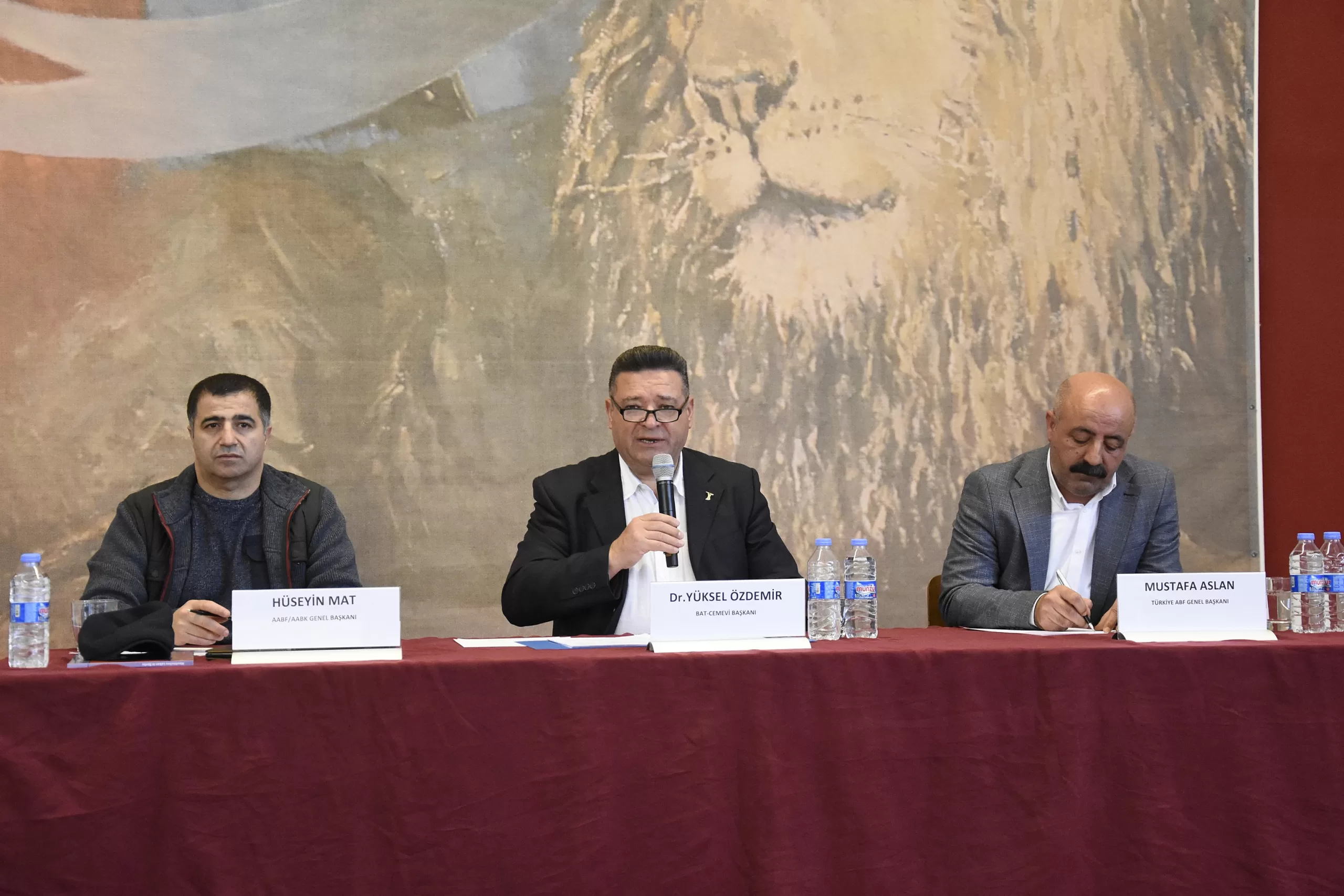 Aleviliğe karşı Asimilasyon Politikaları Panelde Tartışıldı