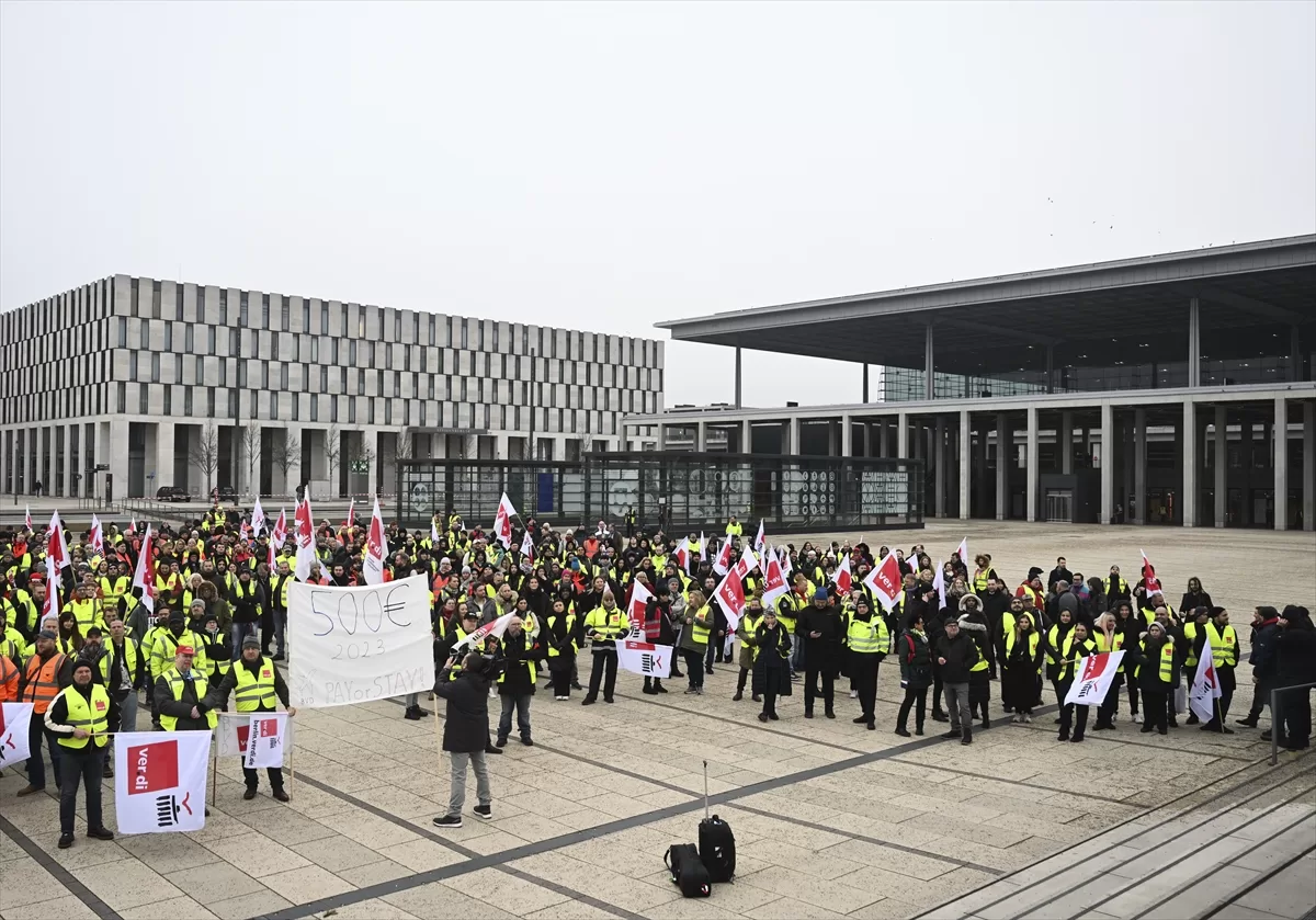 Almanya`da hava trafiği felç olacak