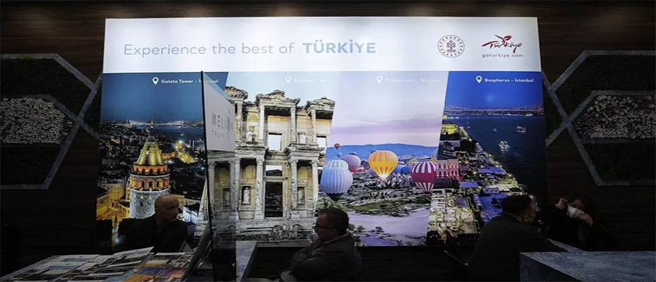İspanya Savunma Bakanı Türkiye'nin Turizm Fuarı'ndaki Standını Ziyaret Etti