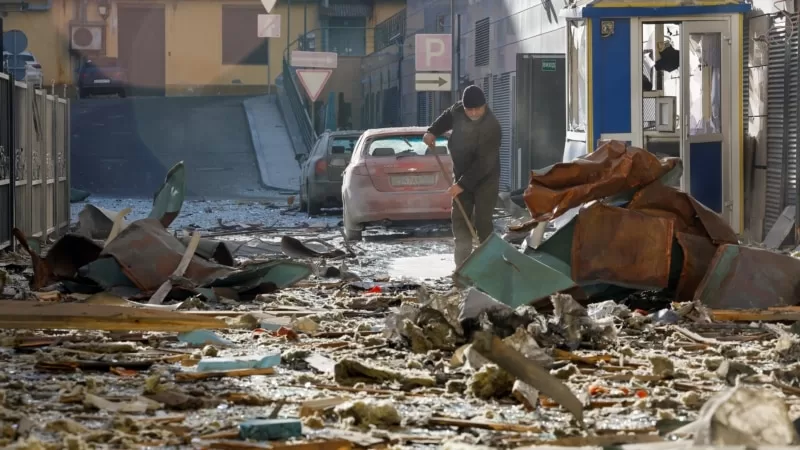 Rusya Ukrayna'yı roketle vurdu: 5'i çocuk 11 ölü