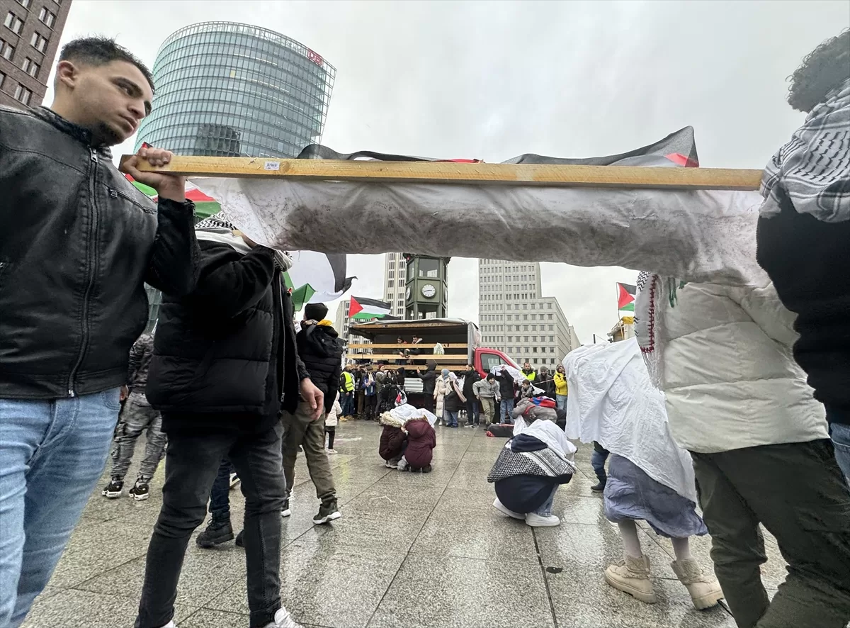 Berlin'de Filistin'e destek gösterisi yapıldı