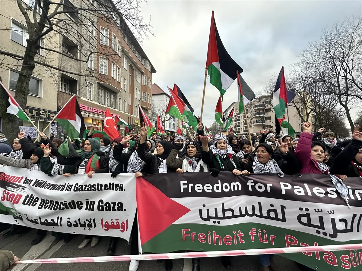 Berlin’de Filistin’e destek gösterisi düzenlendi