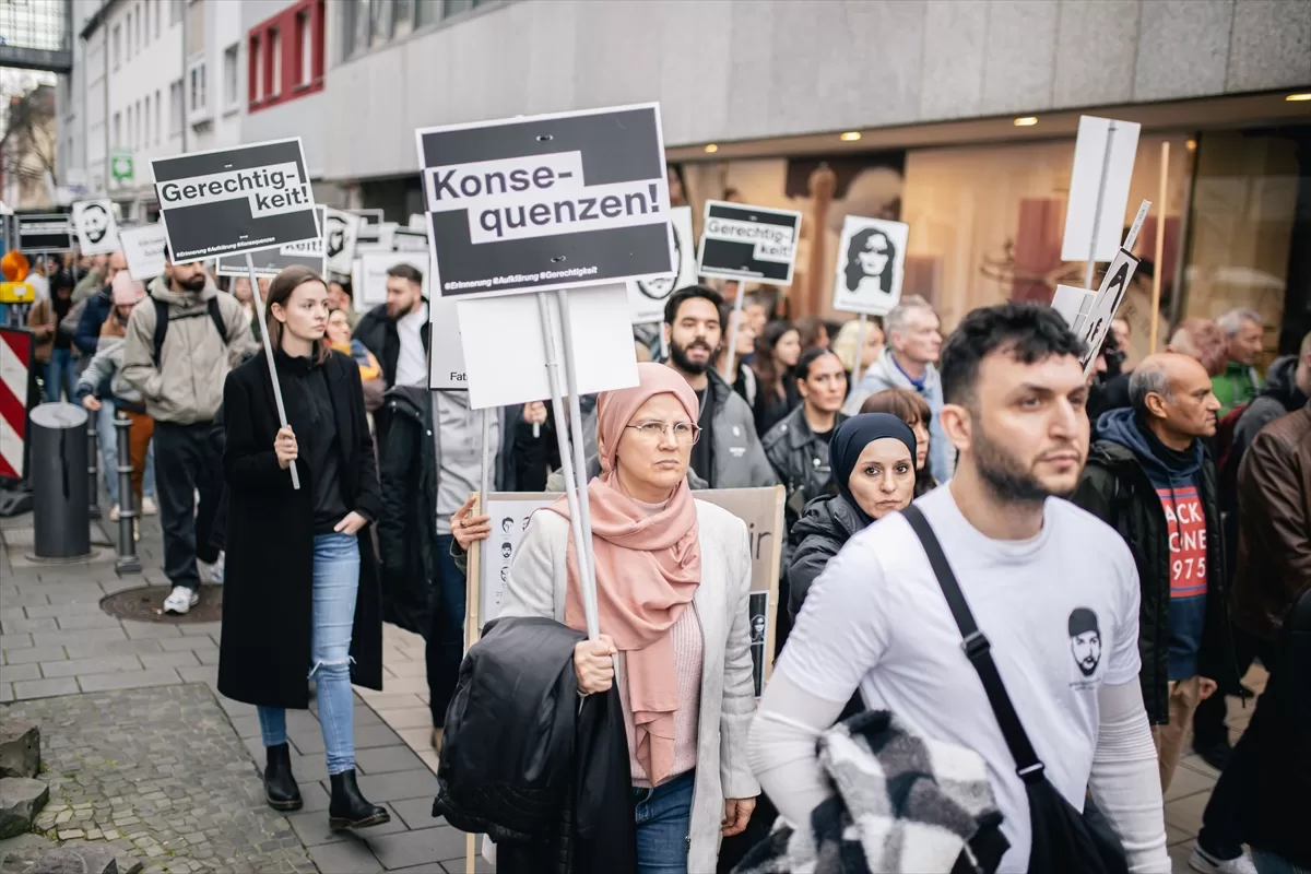 Hanau kentinde ırkçılık ve teröre karşı miting düzenlendi