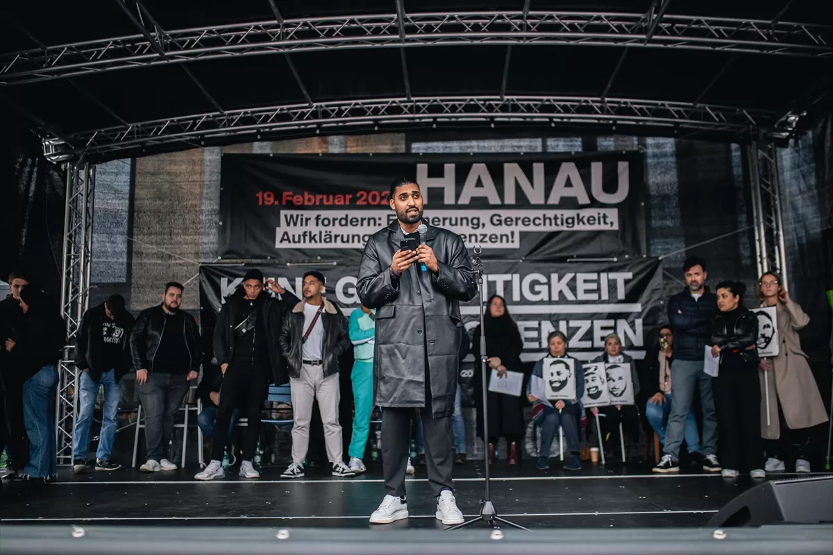 Hanau kentinde ırkçılık ve teröre karşı miting düzenlendi