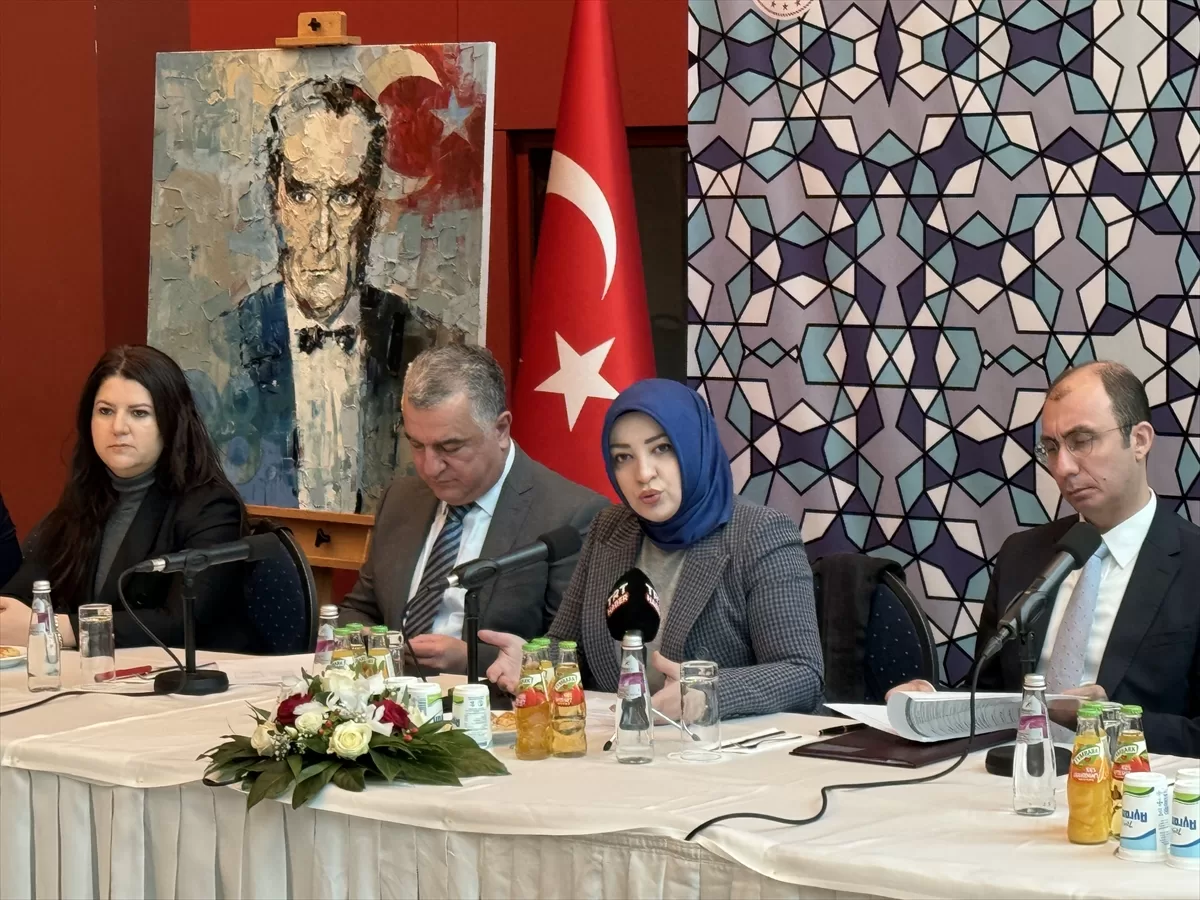 TBMM Kadın Erkek Fırsat Eşitliği Komisyonu, Berlin'de başarılı iş insanlarıyla buluştu