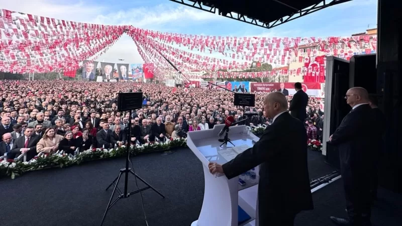 Anayasa Mahkemesi’ni “Türkiye’nin karşısındaki mihrak” olarak niteleyen Bahçeli yeni anayasa çağrısını tekrarladı