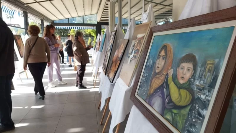 Depremzede sanatçılar “yıkım ve umudu” resmetti