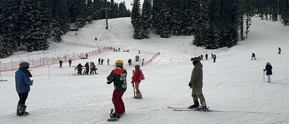 Ilgaz Dağı'nda işletmeciler de ziyaretçiler de yarıyıl tatilinden memnun kaldı