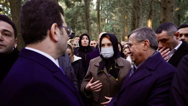 İmamoğlu ve Akşener cenaze töreninde biraraya geldi
