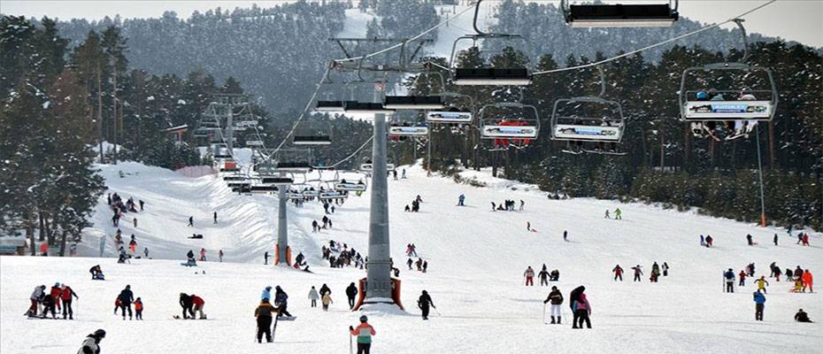 Sarıkamış Kayak Merkezi'ndeki turizmciler mutlu