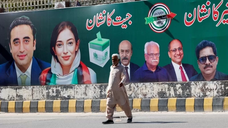 Pakistan’da hükümeti kim kuracak?
