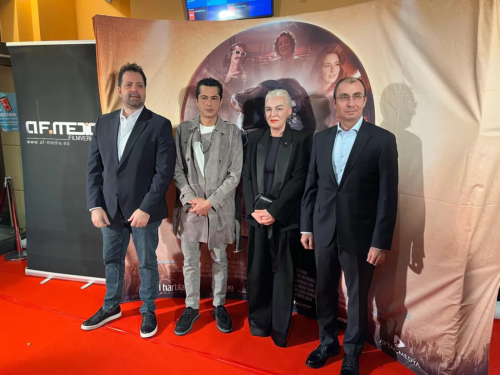 ‘Cem Karaca’nın Gözyaşları’na Berlin’de gala