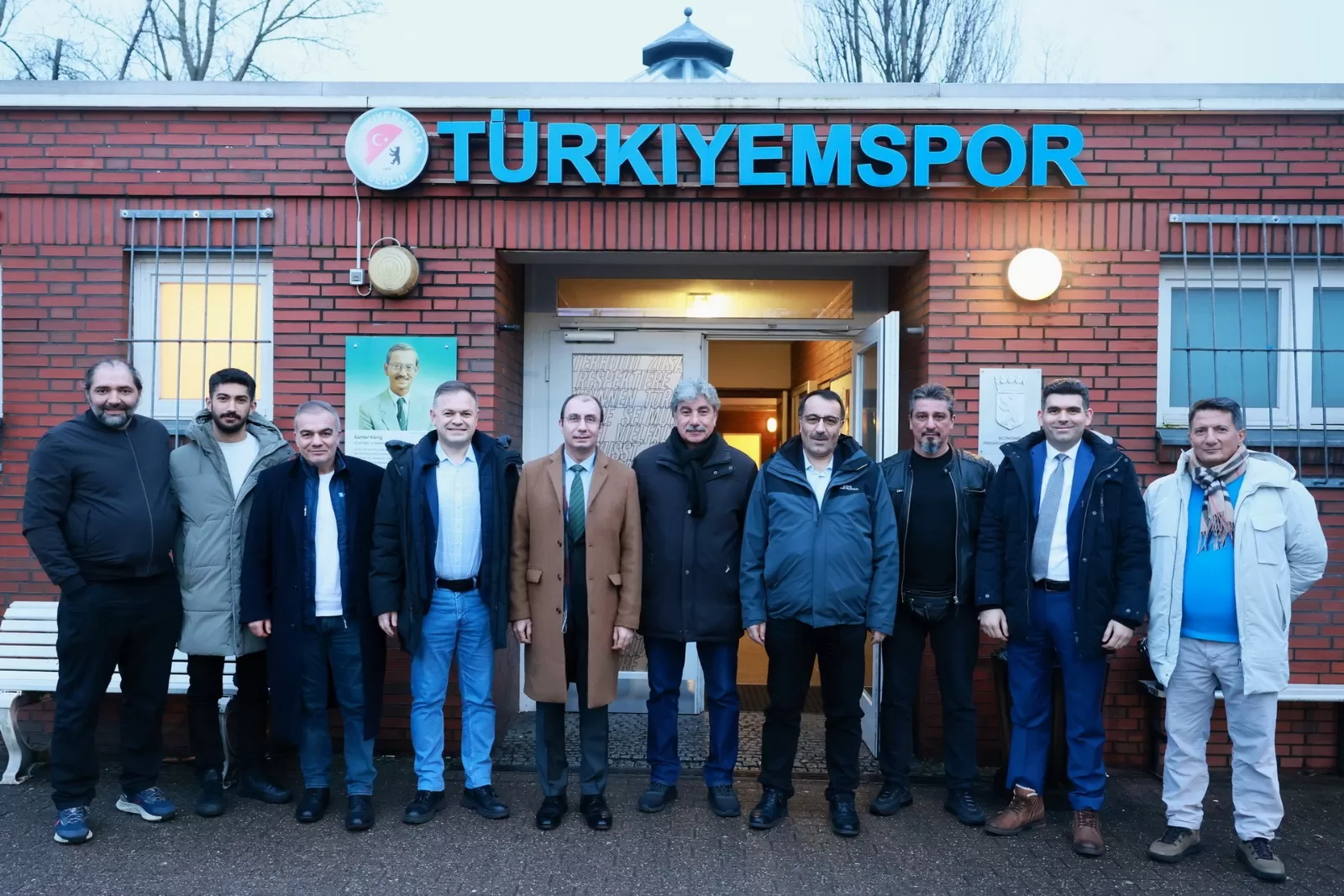 Başkonsolos Şanlı Berlin Türkiyemspor’u ziyaret etti