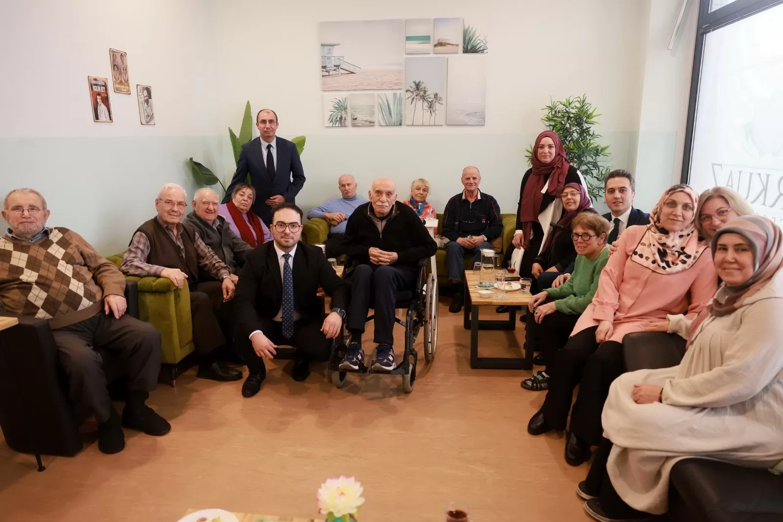 Başkonsolos Şanlı Turkuaz Gündüz Bakım Evi’ni ziyaret etti