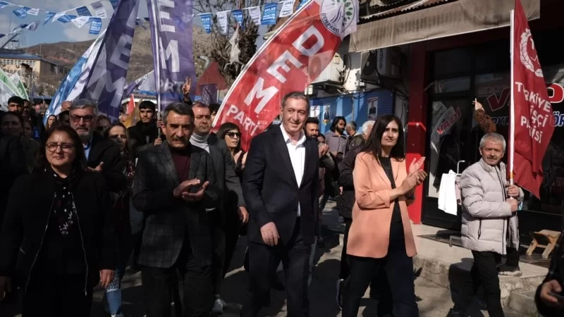 “1 Nisan’da belediye tabelasını ‘Dersim’ olarak değiştireceğiz”