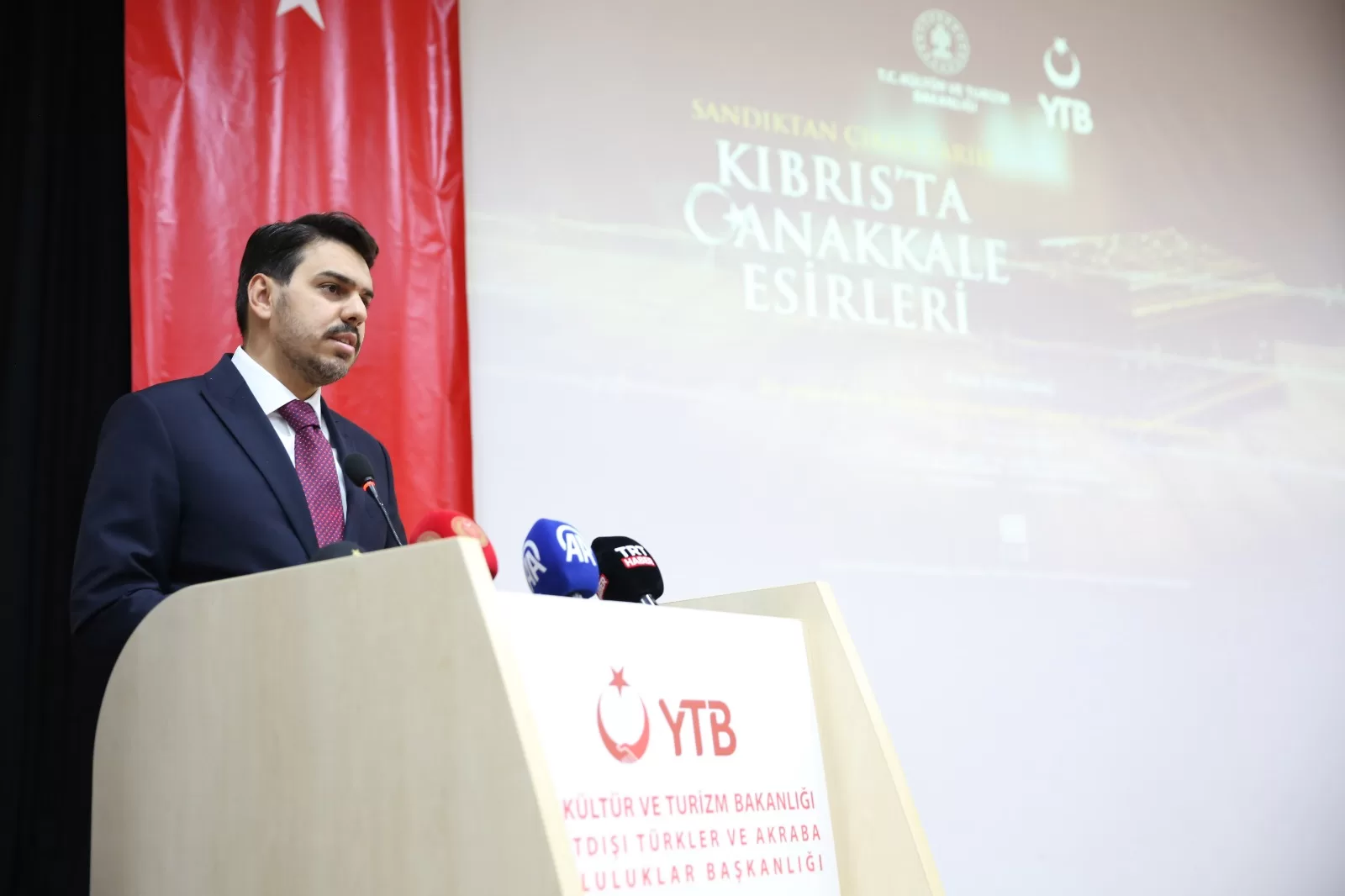 "Sandıktan Çıkan Tarih: Kıbrıs'ta Çanakkale Esirleri" belgeseli KKTC'de tanıtıldı