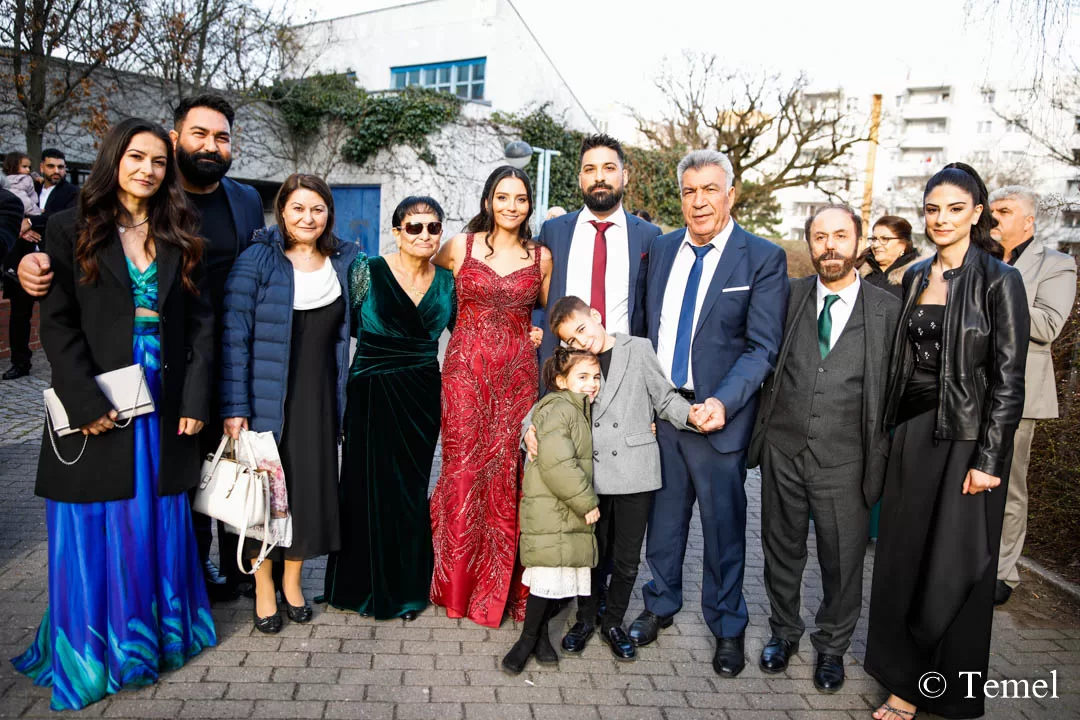 SANATÇI ŞİRİN AĞDAŞAN (CANTEKİN) ÖĞRETMENİN RENKLİ KINASI