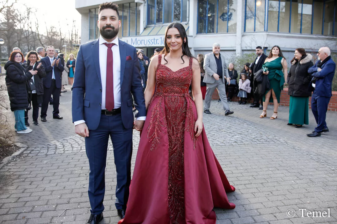 SANATÇI ŞİRİN AĞDAŞAN (CANTEKİN) ÖĞRETMENİN RENKLİ KINASI
