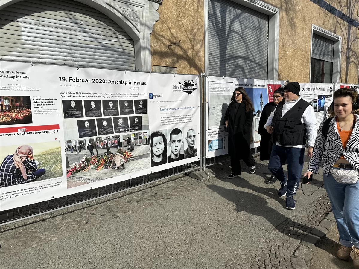 Berlin'de İslamofobi Sergisi Açıldı