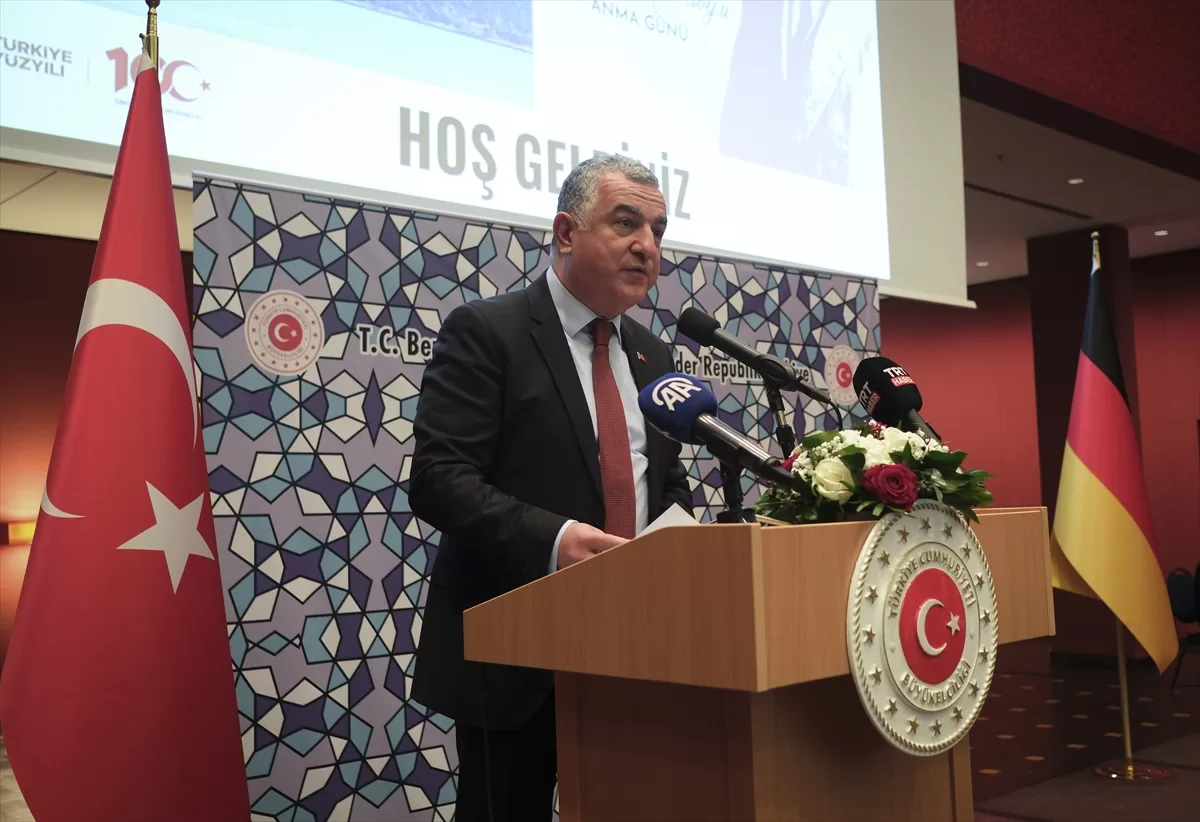 Berlin`de, Çanakkale Zaferi'nin 109. yıl dönümü için tören düzenlendi