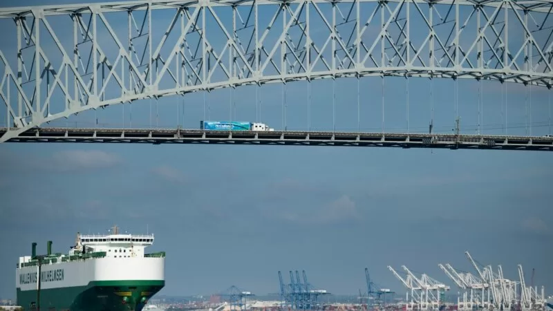 Baltimore kentindeki köprü gemi çarpması sonucu yıkıldı
