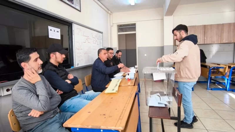 Diyarbakırlılar ikinci kayyum sonrasında yapılan ilk yerel seçim için sandık başında
