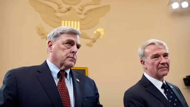 Eski en üst düzey generaller Afganistan’dan kaotik çekilmeyle ilgili olarak Biden yönetimini eleştirdi