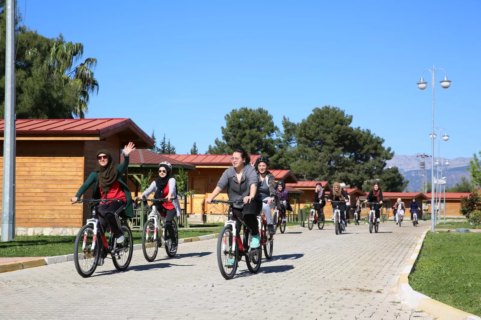 Yurt Dışındaki Türk Gençler Ana Vatanla Buluşuyor!