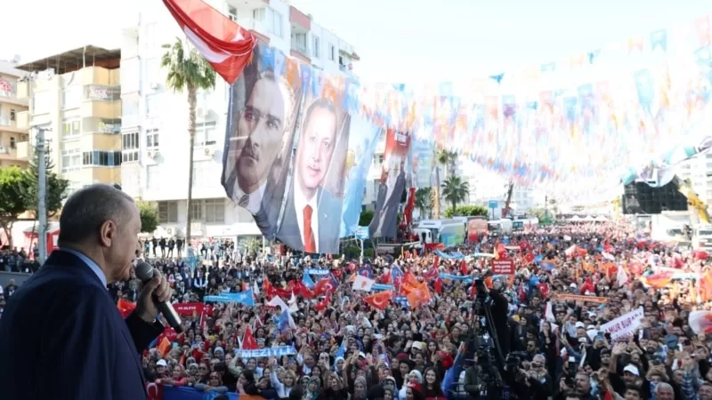 “Güzel Mersinimiz’i artık bunlara teslim edemeyiz”