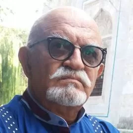 „KÜRT'ÜZ AMA ÖĞRETMENİM TÜRKLÜĞÜMÜZ DAHA FAZLADIR “