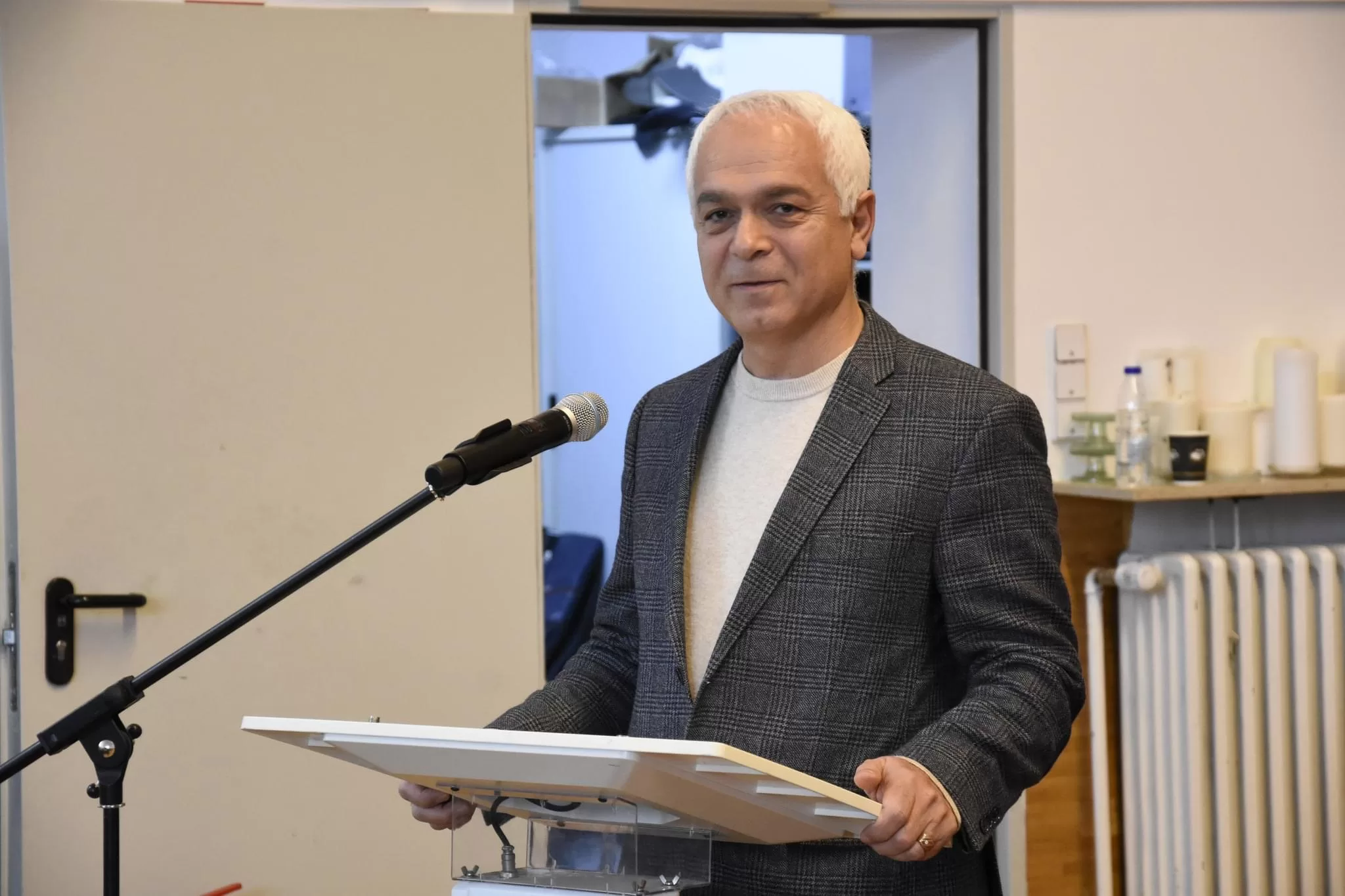 Berlin Cemevi ve Dersim Cemaatinden dayanışma konseri