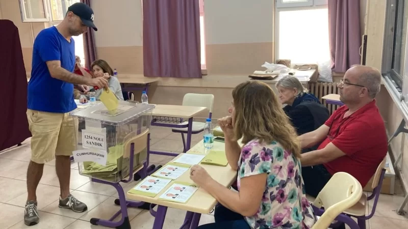 Öğretmenlerden sandık görevi “gönüllü olsun” tepkisi