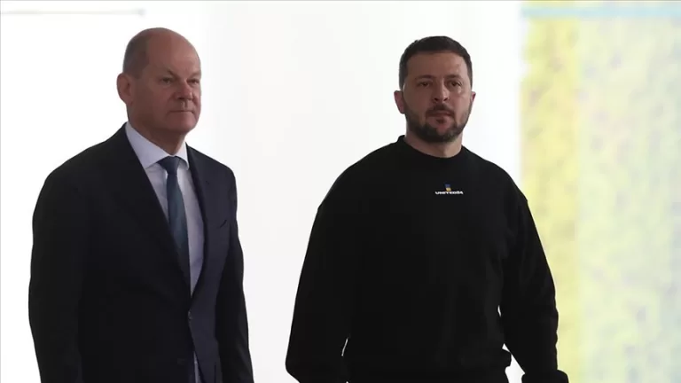 Almanya Başbakanı Scholz, Zelenskiy ile Ukrayna’daki durumu görüştü