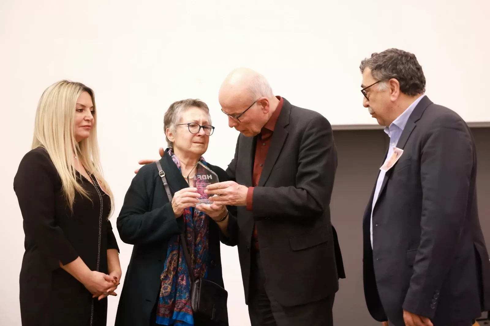 Dr. Ertekin Özcan, gözyaşları arasında doğum gününde anıldı