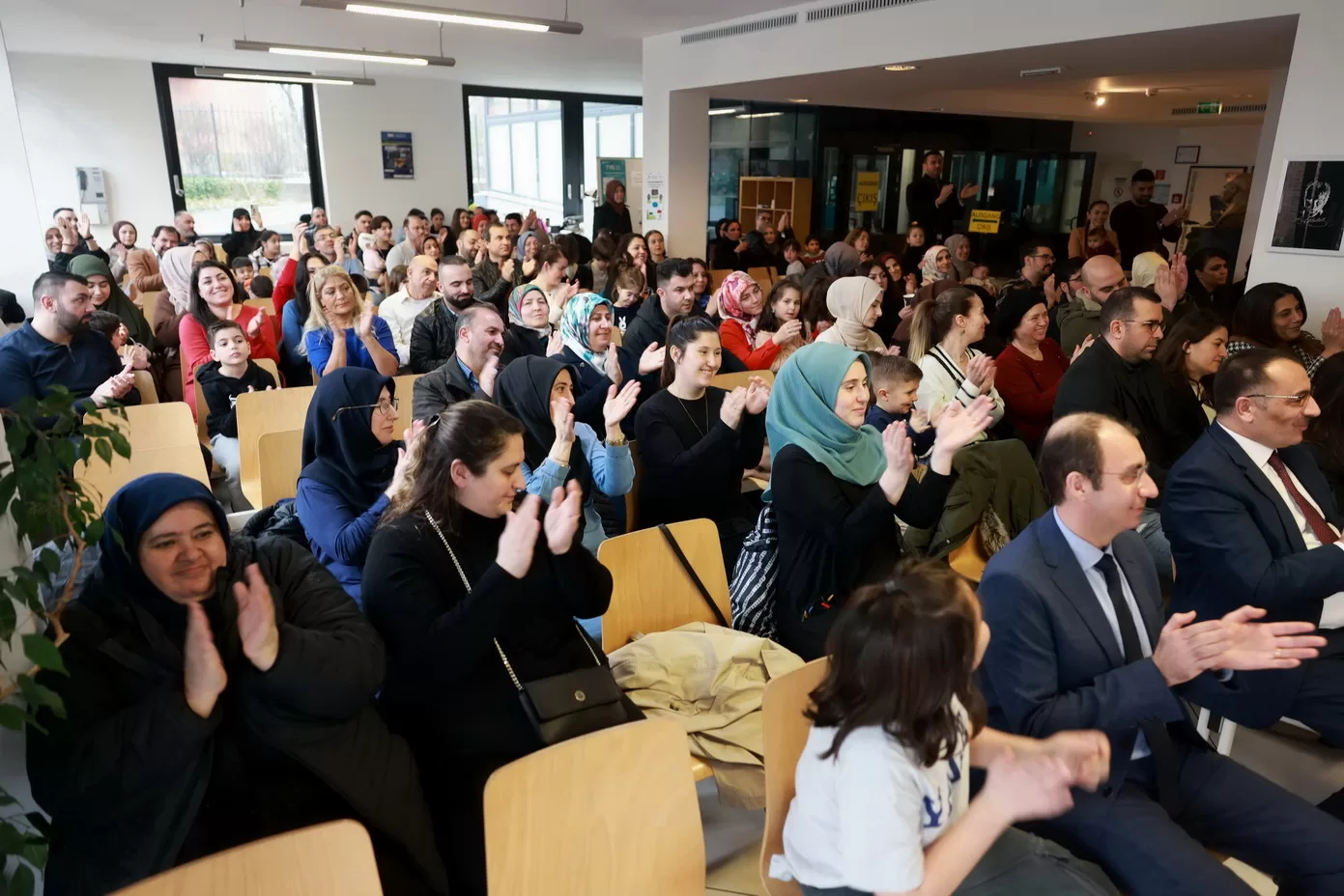 Berlin`de Cumhuriyet`in 100. Yılı Bilgi ve Kültür Yarışması düzenledi