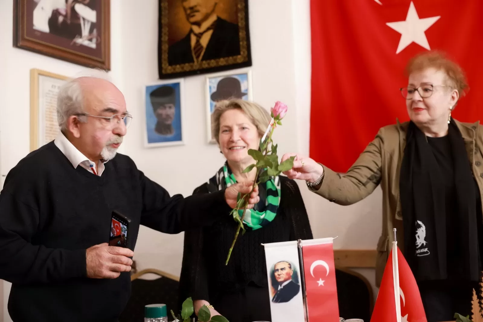 ADD Berlin’de ‘8 Mart Dünya Emekçi Kadınlar Günü’ Coşkusu