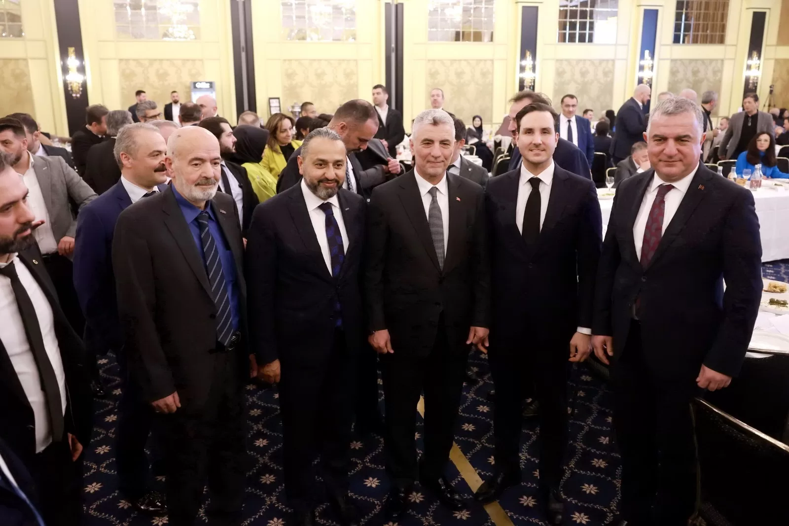 Ticaret Bakanı Bolat, MÜSİAD Berlin'in iftar programında konuştu